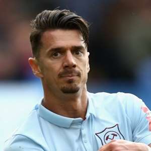 Jose Fonte Birthday, Real Name, Age, Weight, Height, Family, Facts